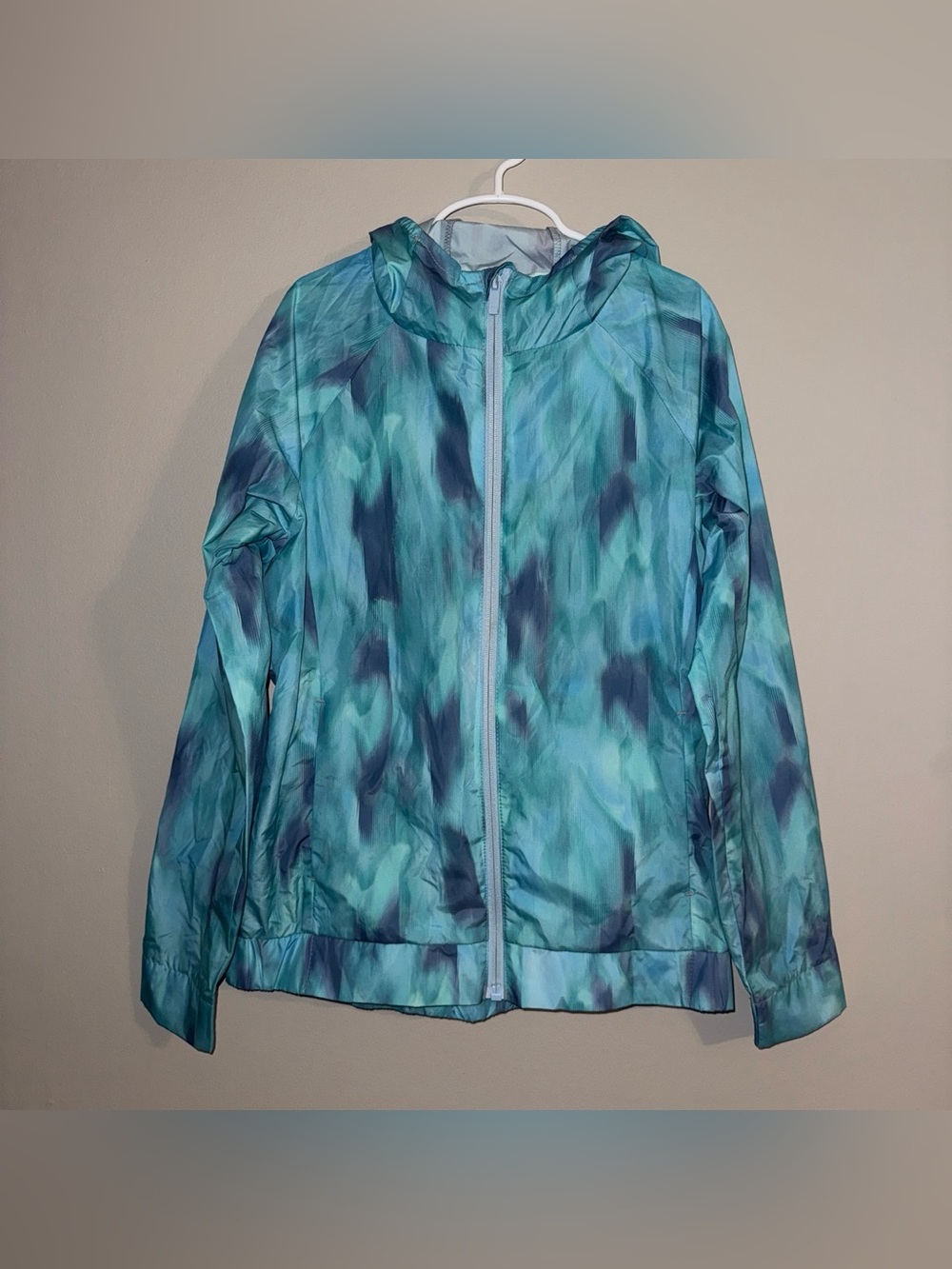 All in motion girls windbreakers sz L (10/12) ✨